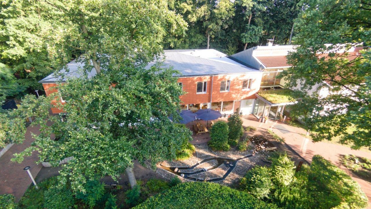 Ostel Jugendhotel 3*